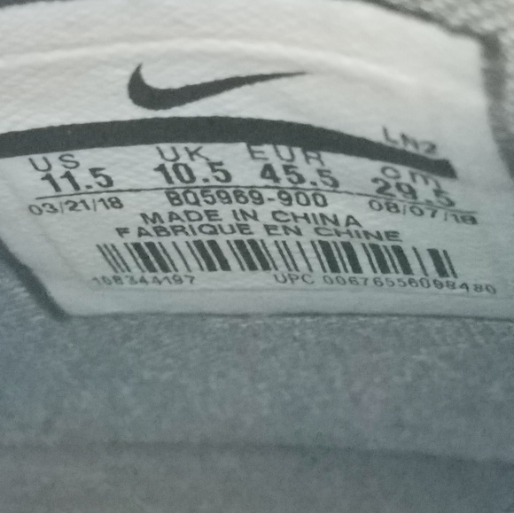 SOLD ON MERCARI Lebron 16 Multicolor 20/20 - Picture 6 of 7